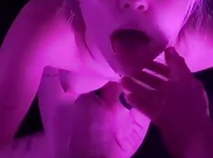 Amateur girlfriend full handjob with facial