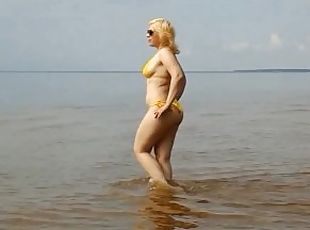 Buntut, Di luar, Awam, Amateur, Matang, "milfs", Pantai, Kaki, Rambut kuning, Bikini