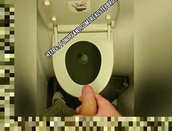 Plane Toilet jerk off