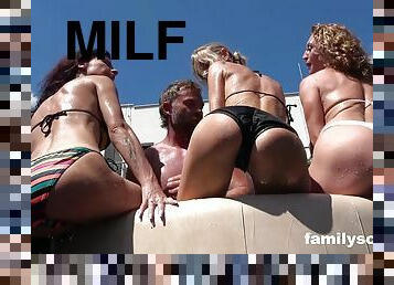 Big-bottomed MILFs group sex party