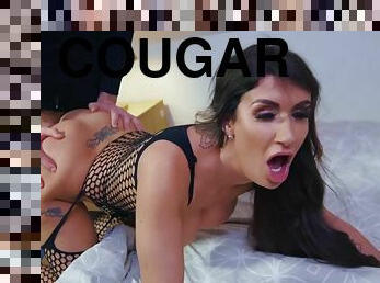 Voluptuous cougar jaw-dropping xxx video