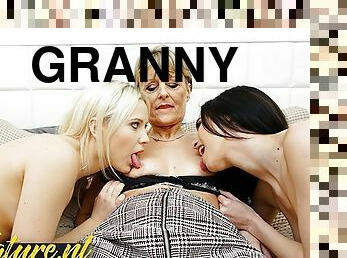 Horny Granny Has a Lesbian Threesome With Two Naughty Teens