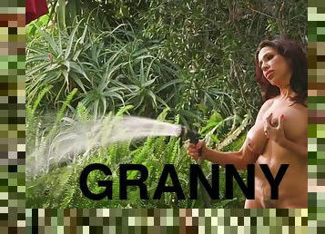 60 yo Granny Lisa Marie Heart solo video