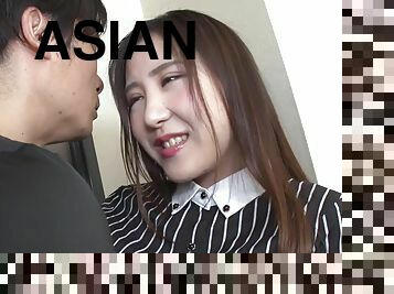 Asian cutie hardcore scene with big-dicked guy