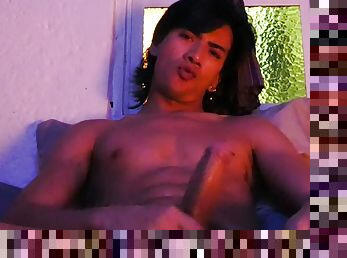 Big dick mexican twink solo.