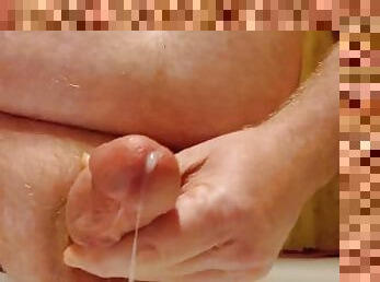 papa, amateur, mature, ejaculation-sur-le-corps, gay, ejaculation-interne, solo, pappounet, dure