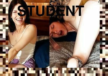 Ersties - Studentin Runa spielt anal mit Dildo