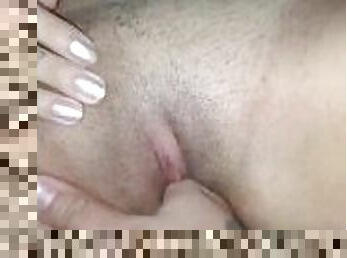 clítoris, orgasmo, coño-pussy, amateur, lesbiana, pareja, con-los-dedos, cachonda, afeitada, bisexual