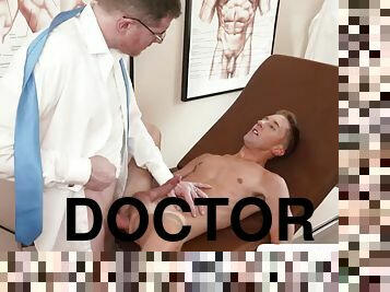 Small twink fucked bareback in the doctors office by manly DILF