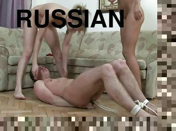росіянка, підліток, бдсм, божевільна, стерва, садb80омазохізм, жінка-домінантка