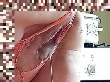 big fleshy pussy of a fat woman in close-up I fill with sperm