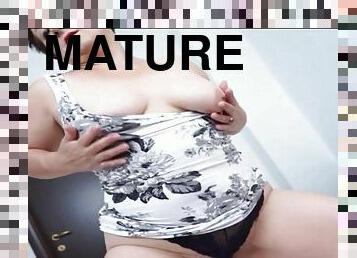 Matures big panties - Bitch matures