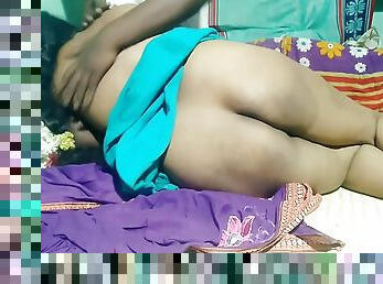 Desi Aunty Body Pain Oil Massage