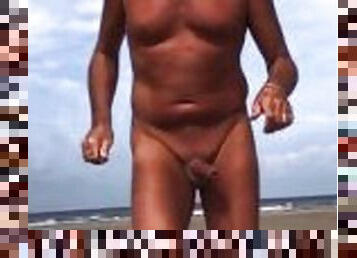 UltimateSlut Christophe NUDE RUNNING AT THE BEACH