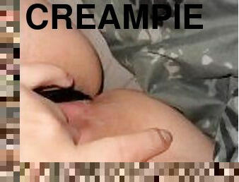 Creamy pussy play