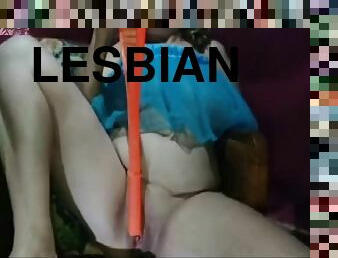 lesbian-lesbian, latina, eropa, berambut-pirang, mata-uang-euro, fetish-benda-yang-dapat-meningkatkan-gairah-sex, seorang-diri, berkedip