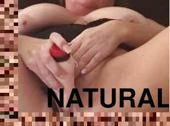 I just cannot leave it alone!! Big natural momma loves cock!!