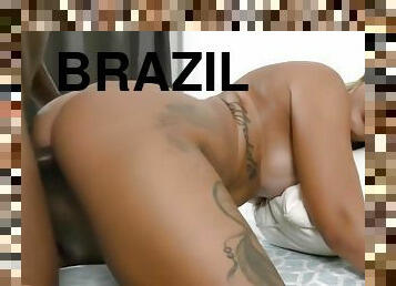 Fa¡ Padilhas Brazillian Booty Banging