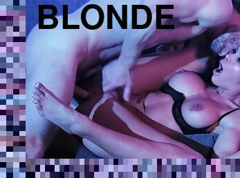 Blonde hottie Jessa Rhodes gets fucked good and proper