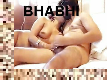 Hot Silpa Bhabhi Ne Husband Ke Friend Ke Sath Chudai Karbayi