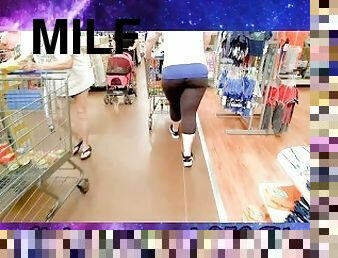 Big Booty Milf walking around Alabama WalMart Perfect Ass jiggles in yoga pants Alabama_Couple256