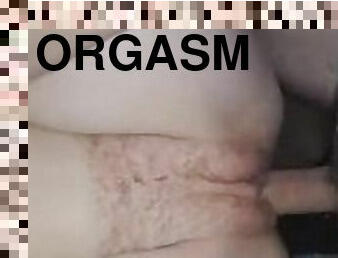 payudara-besar, clitoris-bagian-atas-vagina-paling-sensitif, ayah, gemuk-fat, berambut, tua, orgasme, vagina-pussy, wanita-gemuk-yang-cantik, kamar-tidur