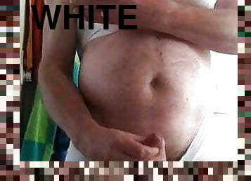 mastubasi, homo, celana-dalam-wanita, putih, bh