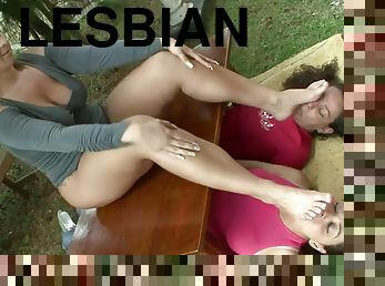 lesbian-lesbian, kaki, teransang, fetish-benda-yang-dapat-meningkatkan-gairah-sex, liar