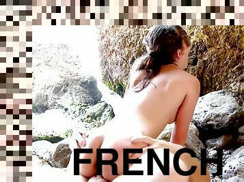 French girl, all her body explodes when she cums!