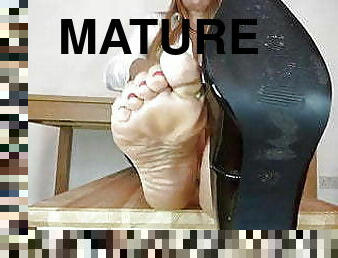 mature, milf, pieds, mexicain, branlette-avec-les-pieds