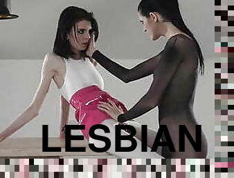 Strapless Lesbian