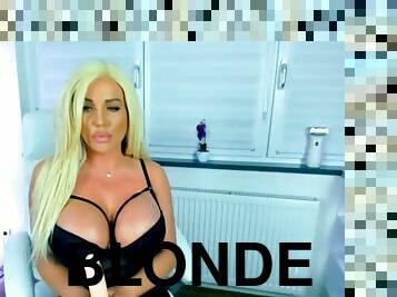 Blonde dildo webcam
