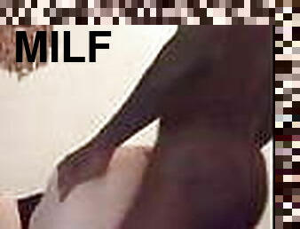 pantat, selingkuh, isteri, amatir, antar-ras, jenis-pornografi-milf, muda-diatas-18, amerika, suami-yang-istrinya-tidak-setia