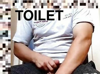 mastubasi, amatir, gambarvideo-porno-secara-eksplisit-dan-intens, homo, bintang-porno, sentakkan, toilet, seorang-diri