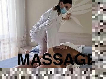 vibratori-fissabili-al-corpo, amatoriali, rapporti-anali, massaggi, sadismo-e-masochismo, piedi, italiani, feticci, corde-cinghia-sadomaso, donne-dominanti