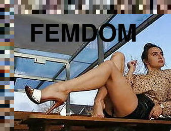 mammine-mature, piedi, europee-european, europee, feticci, fumanti, umiliazione, lavoro-di-piedi, brunette, dominazione-femminile