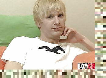 Blond twink gay Liam Summers cums while jerking off solo