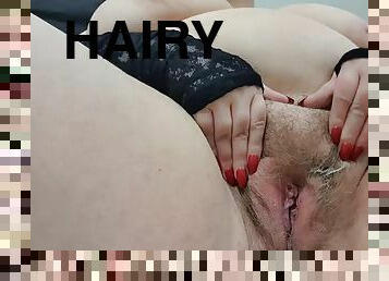 Vingering my hairy and wet pussy