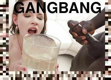 NiciXDream drinks huge bowl of piss! 7on1 anal gangbang SZ2880 - PissVids