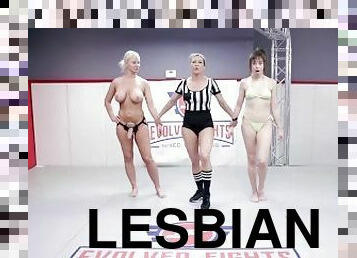 vibratori-fissabili-al-corpo, lesbiche, wrestling