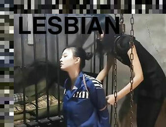 lesbietės, bdsm, prisegamos-kojinės, fetišas, raiščiai, kalėjimas-prison, brunetė