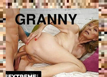 21 SEXTREME - Shredded Stud Spoils Big Ass Granny With His Footlong Cock