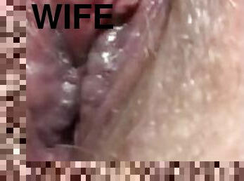 Wifey cums juicy