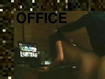 sexo en la oficina