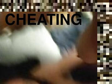 Cheating girlfriend sends snap to her man