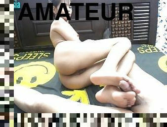 asiatique, masturbation, amateur, ejaculation-sur-le-corps, ados, maison, couple, pieds, secousses, ejaculation