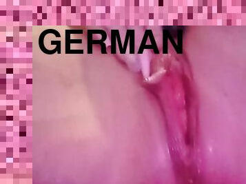 extrémne, masturbácia, orgazmus, striekanie-squirt, amatérske, milfka, hračky, nemecké, sólo