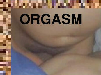 Mi prima tiene un orgasmo parte 2