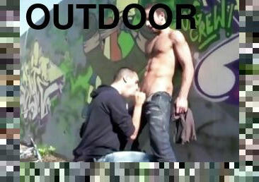 Adrianf ucked by the muscle pornstar Stny FALCONE in echib outdoor place