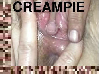 Pulsating asshole cum filled pussy